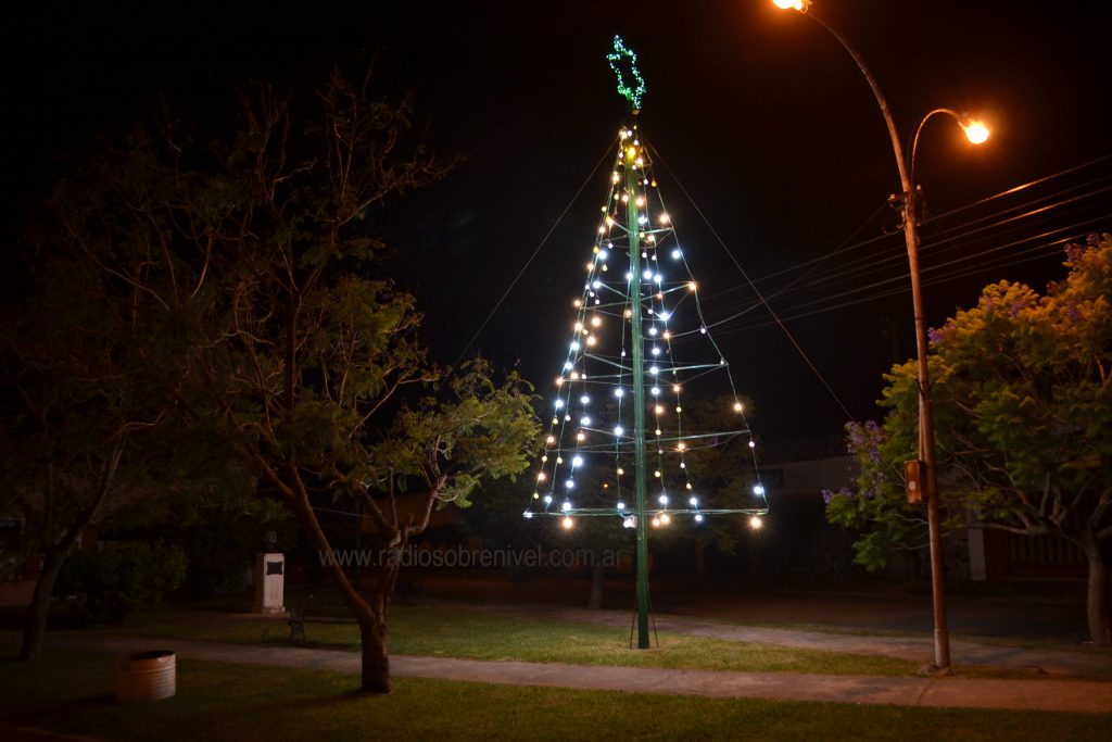 El Árbol de Navidad en Plazoleta Guillermo Rawson