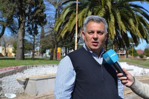 Barrientos recorrió la obra de la Plaza Belgrano.