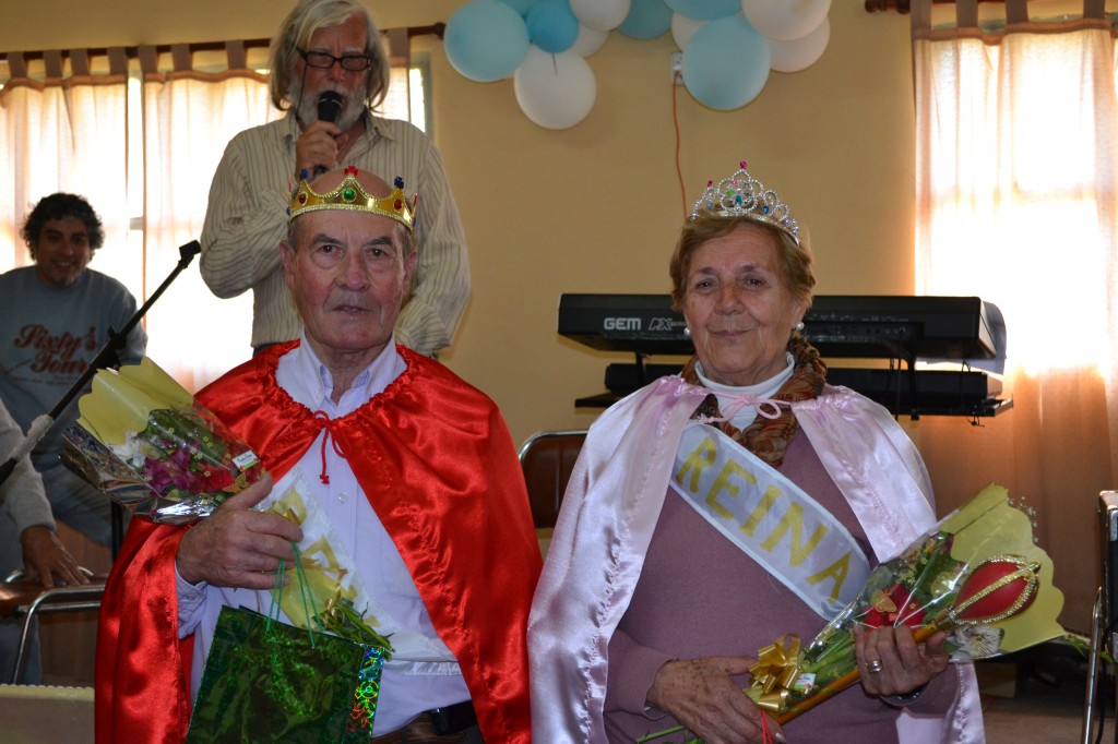 Ángel Mac Louglin, Rey y Juana Villanueva, Reina.